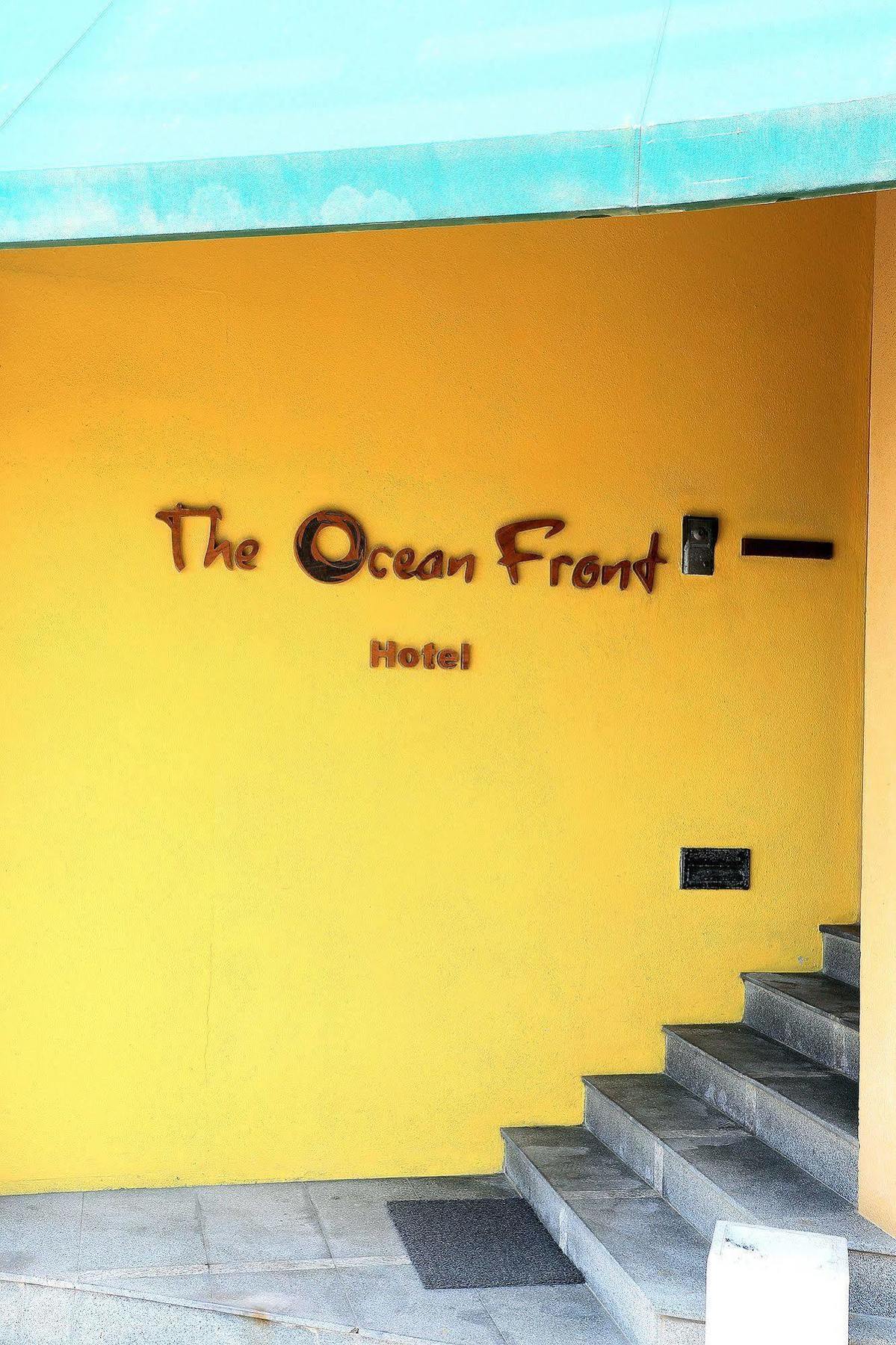 The Ocean Front Hotel Colombo Ngoại thất bức ảnh